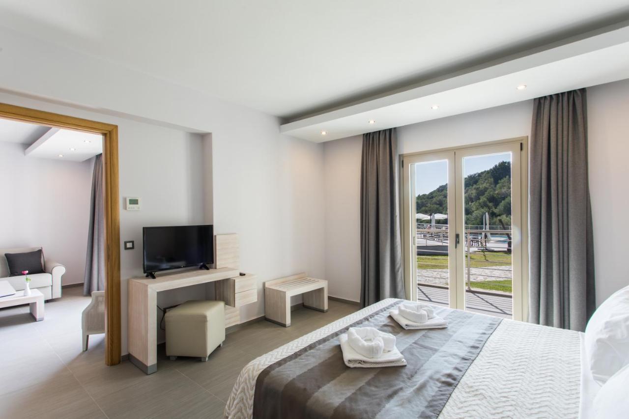Aqua Oliva Resort Syvota ภายนอก รูปภาพ